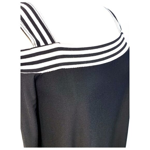 Verducci Cold Shoulder Top   - Picture 7 of 8